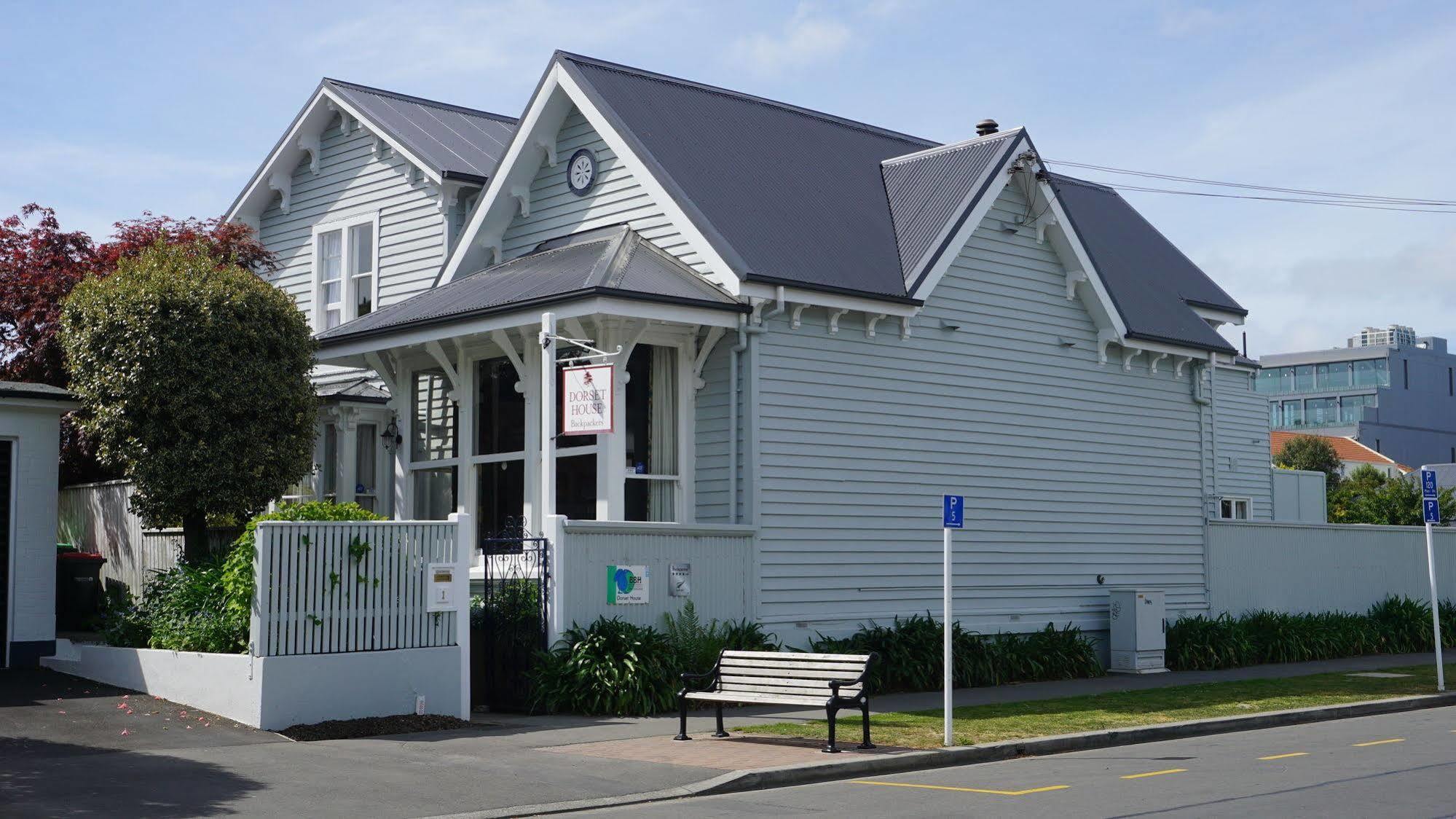 Dorset House Backpackers Hostel Christchurch Exterior photo